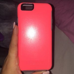 Otter box iPhone 6
